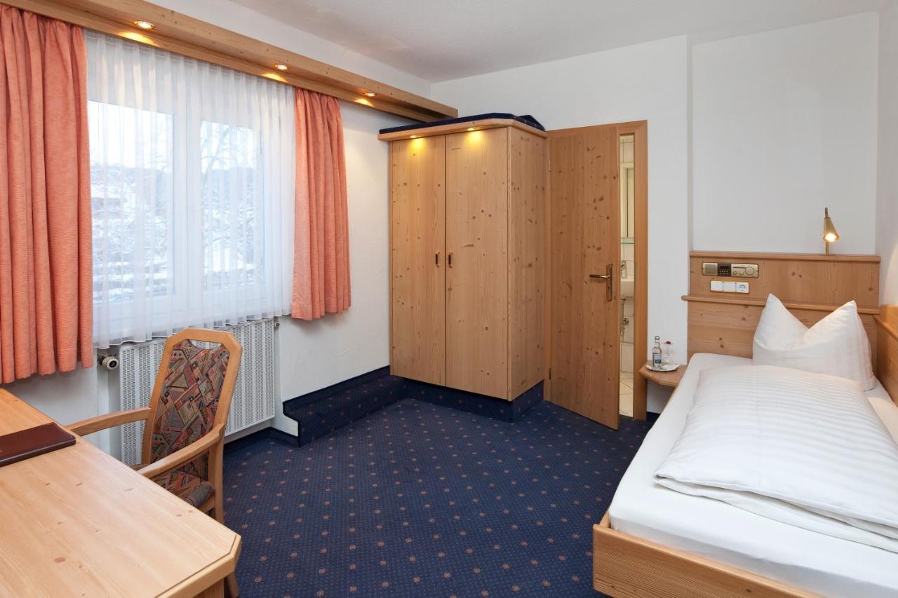 Hotel Garni Kappeler-Haus Oberstdorf Bagian luar foto